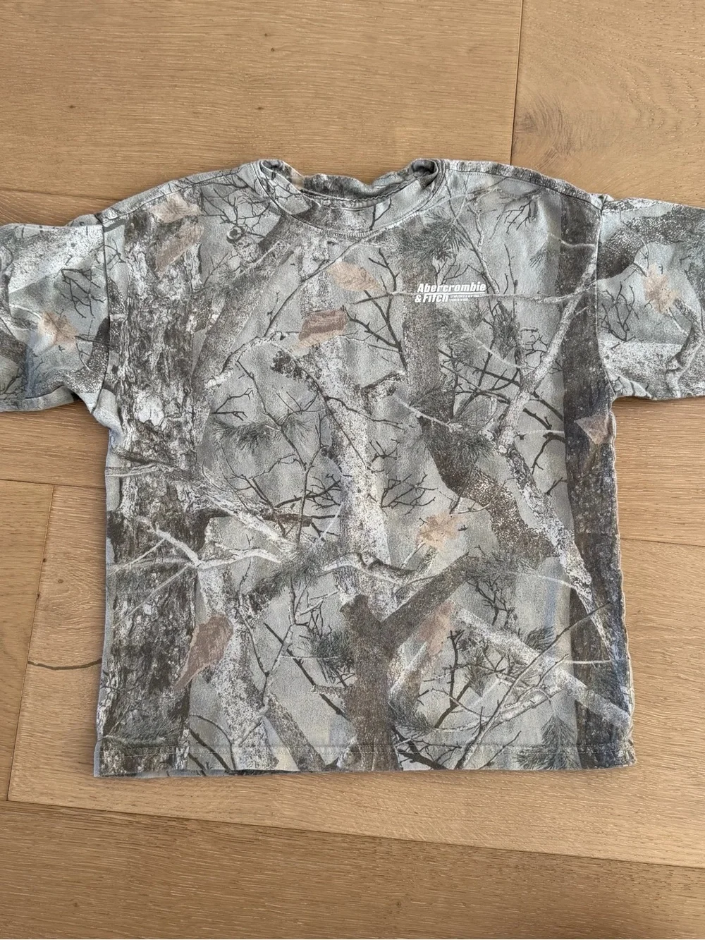 abercrombie kids Gray Camo Tree Print Short Sleeve Tee